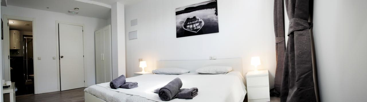 Perla Seven Apartments And Rooms プラヤ・デ・パルマ エクステリア 写真